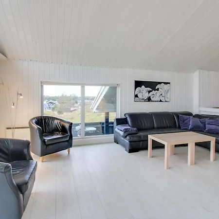 Hansina - 500m From The Sea By Interhome Feriehus